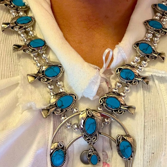 KINGMAN Turquoise Silver Squash Blossom Necklace by Native Jeweler GORGEOUS! ✨ - Picture 3 of 11